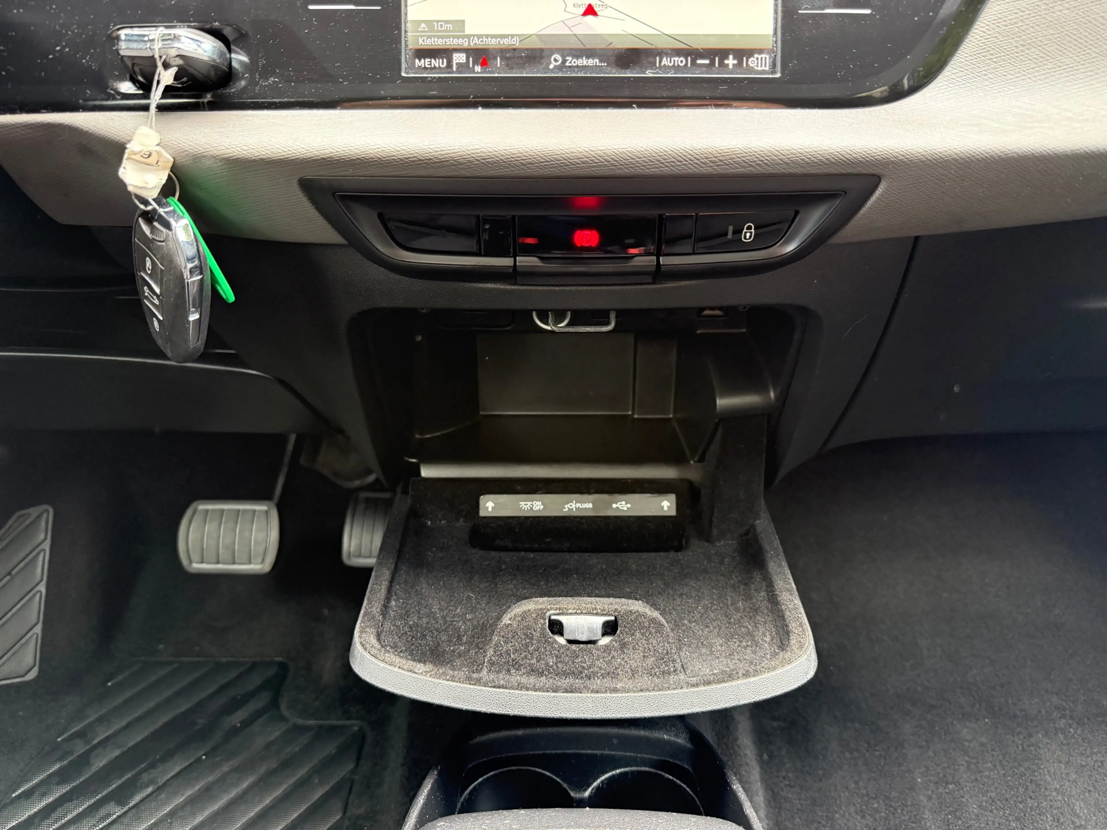 Citroen Grand C4 SpaceTourer 1.2 PureTech Business Airco / Navi / Cruise / PDC — photo 12