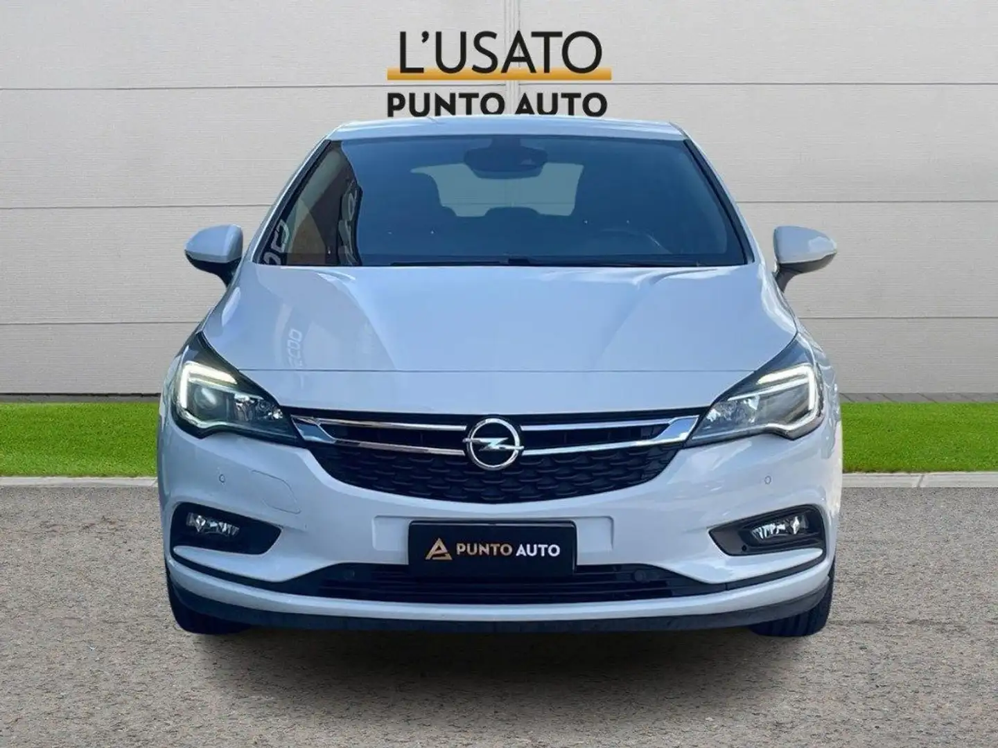 Opel Astra 1.4 Turbo EcoM Innovation Blanc - 2