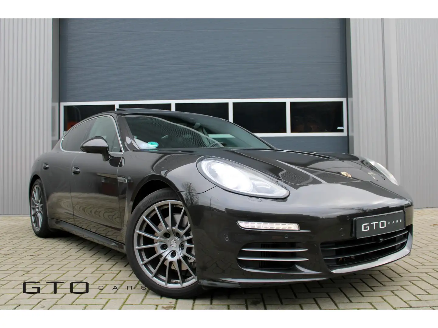 Porsche Panamera 3.0 4S Pano/Bose/Sportuitlaat/Xenon/Ventilatie/Tre Grijs - 1