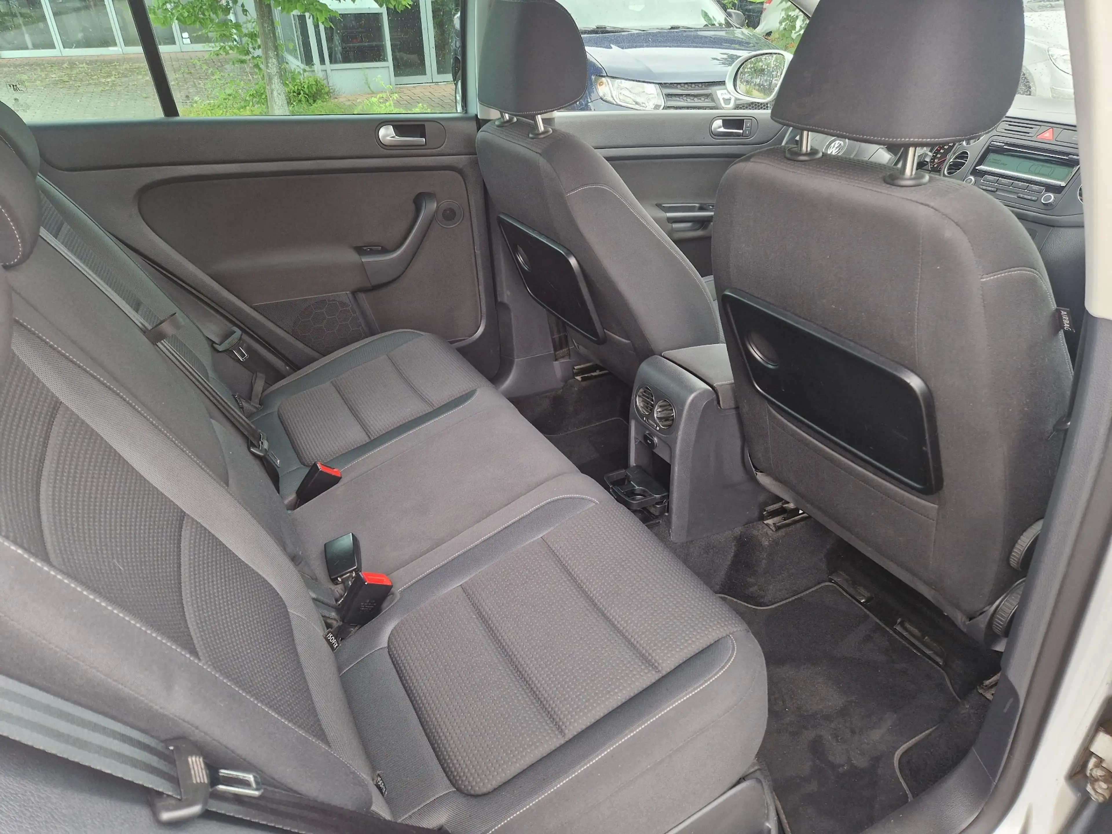 Volkswagen Golf Plus Golf VI Plus Diesel 1.6 TDI DPF BlueMotion Technology DSG Team — photo 9