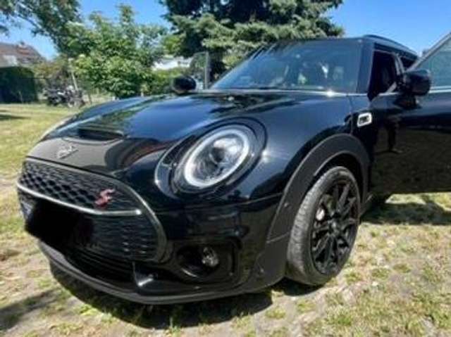 Imagine MINI Cooper S Clubman JCW Trim