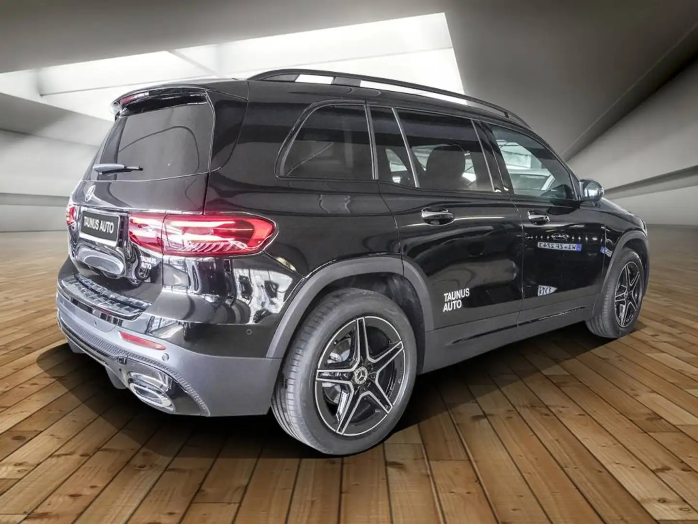 Mercedes-Benz GLB 200 AMG-NIGHT-MULTIBEAM-PANO-AHK-UVP 63.500,- Schwarz - 2