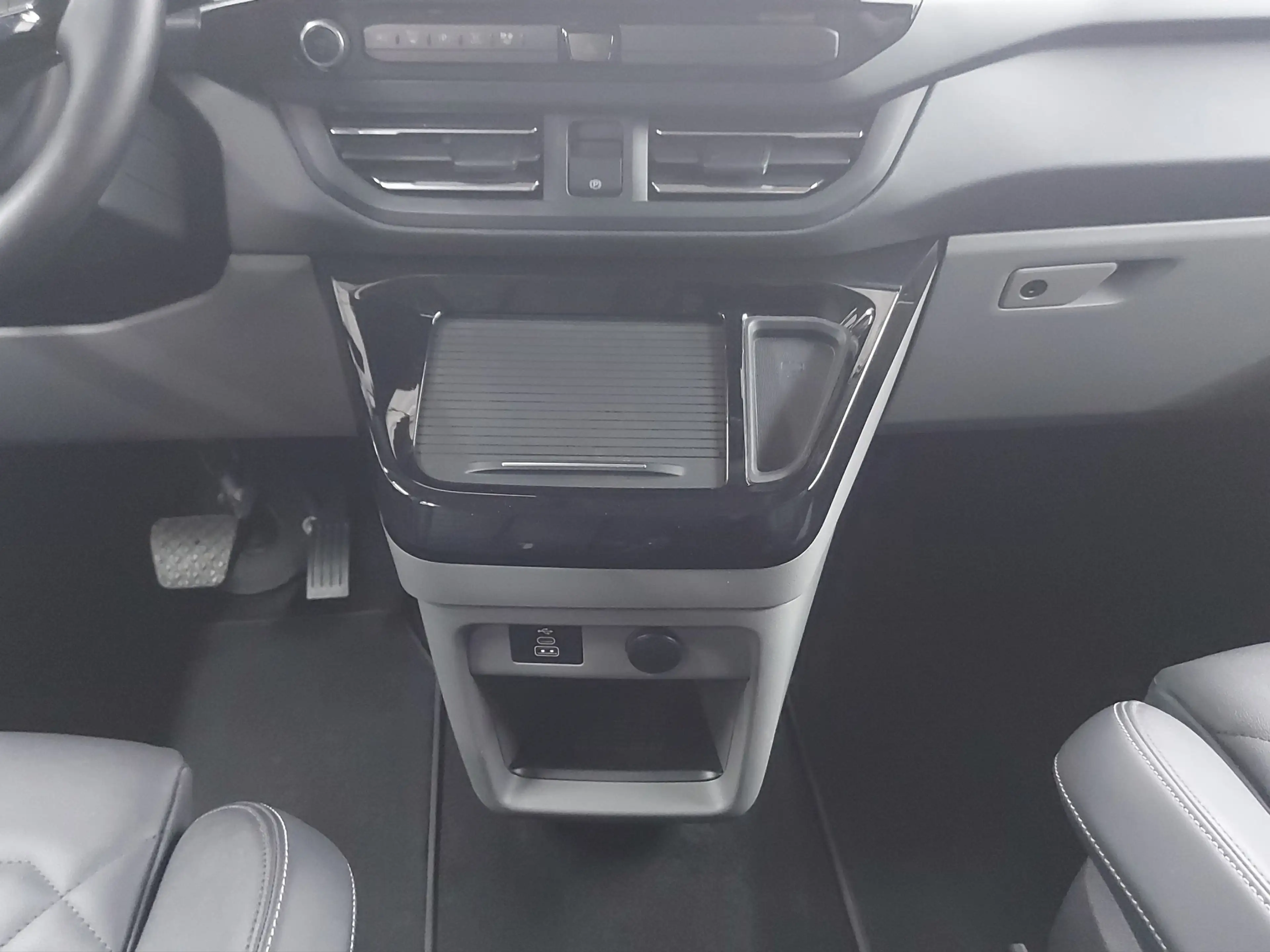 Ford Tourneo Custom Titanium X L2 Aut.*Matrix*360Grad*Leder*ACC*Sound- — photo 14