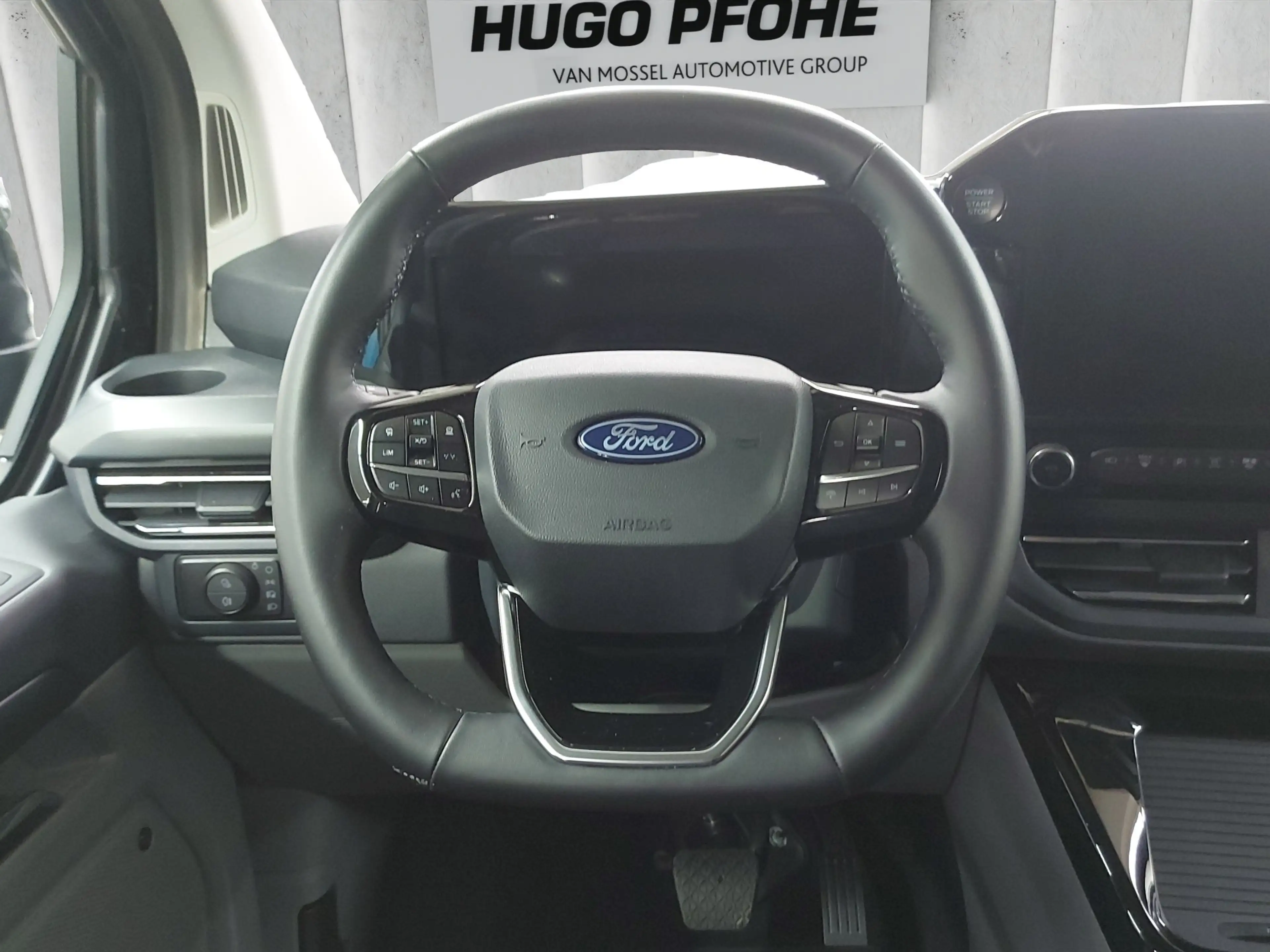 Ford Tourneo Custom Titanium X L2 Aut.*Matrix*360Grad*Leder*ACC*Sound- — photo 13