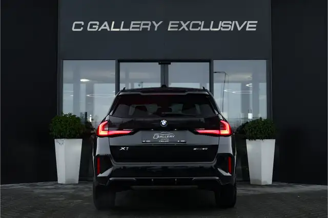 BMW X1 view 6
