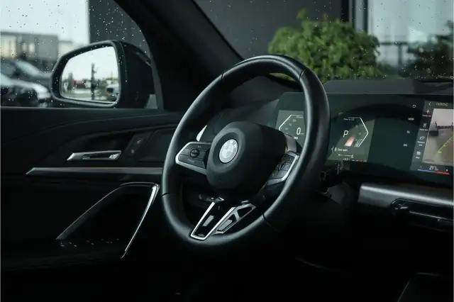 BMW X1 view 11
