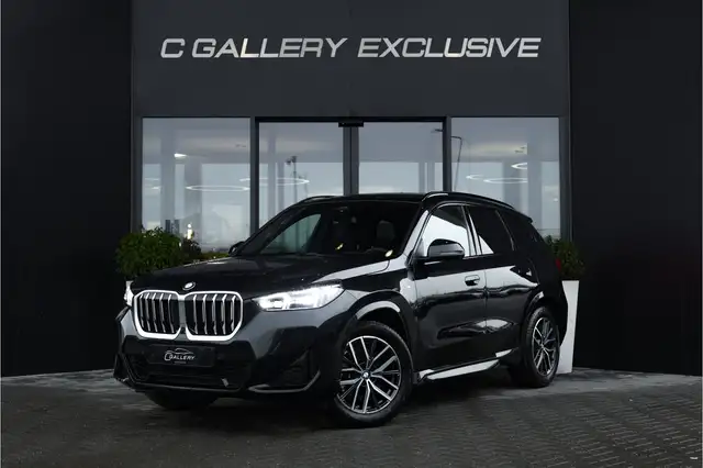 BMW X1 view 3