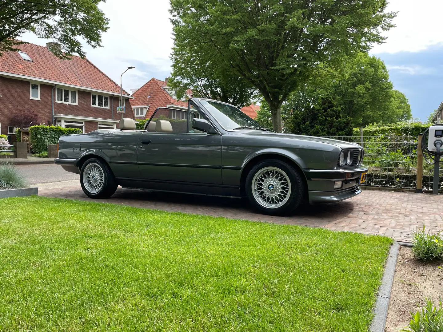 BMW 325 E30 325i Cabriolet type 1 MK1 Gris - 1