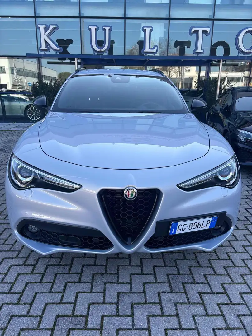 Alfa Romeo Stelvio 2.2 Turbodiesel 210 CV AT8 Q4 Veloce Tì Argintiu - 2