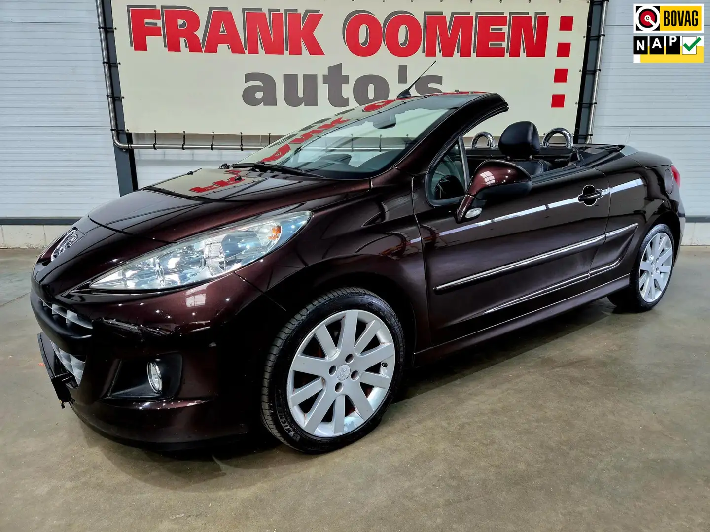 Peugeot 207 CC 1.6 VTi Griffe 120PK + NAP|OH historie|Navigati Bruin - 1