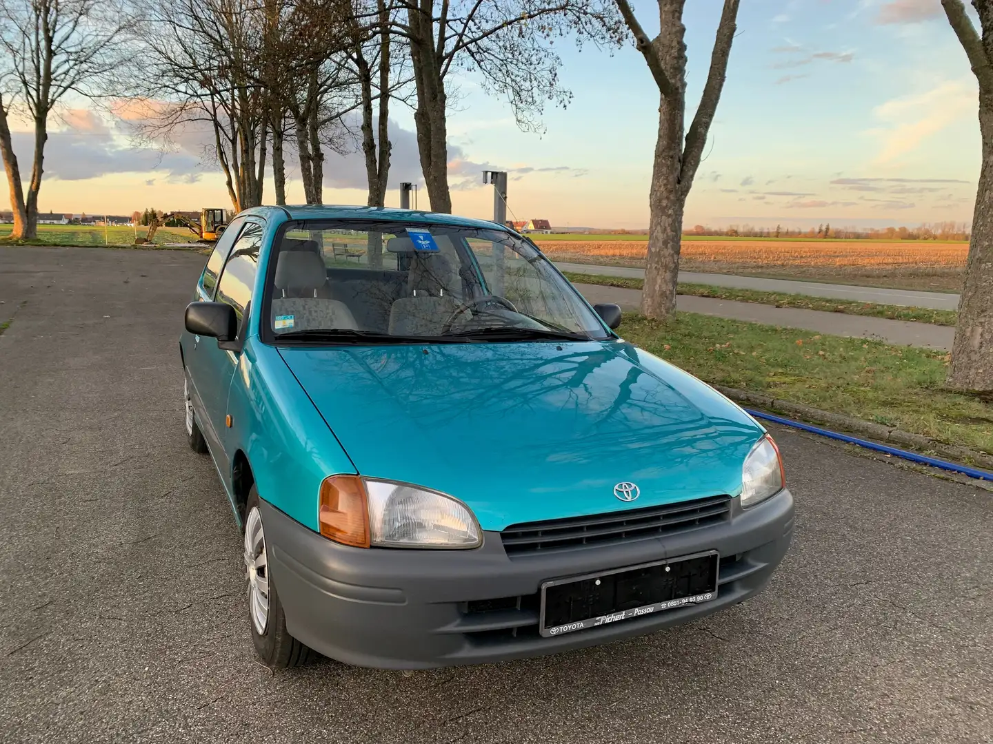Toyota Starlet Starlet 1.3 Vert - 1