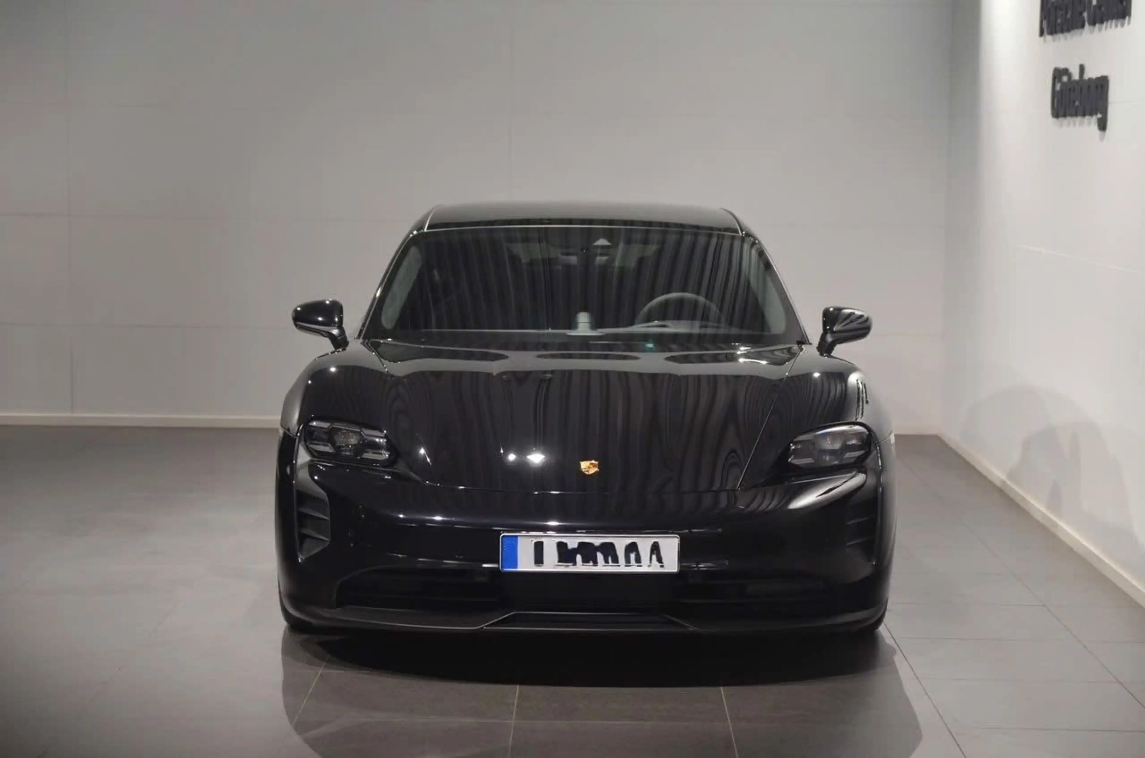 Porsche Taycan Sport Turismo GTS — photo 2