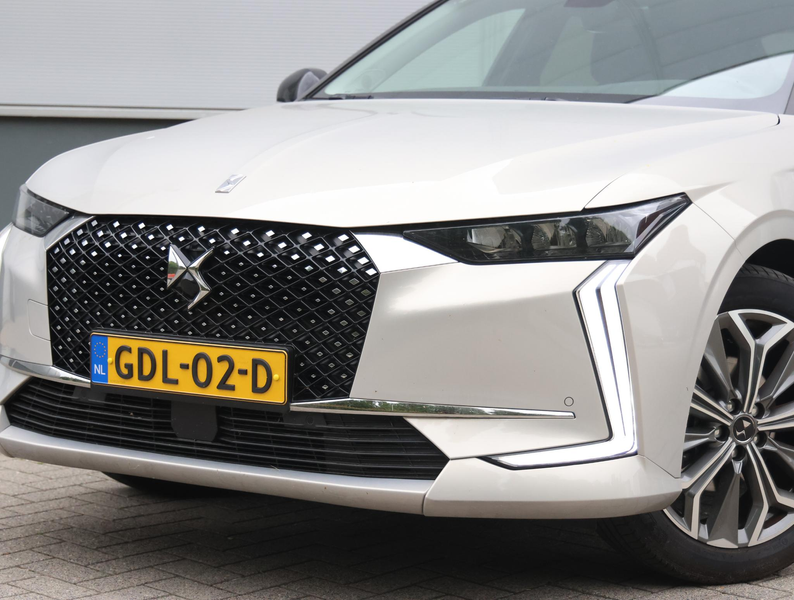 DS Automobiles DS 4 1.2 PureTech Bastille | LM Velgen 19"| Navigatie | — photo 6
