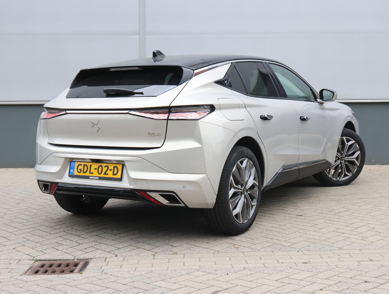 DS Automobiles DS 4 1.2 PureTech Bastille | LM Velgen 19"| Navigatie | — photo 3