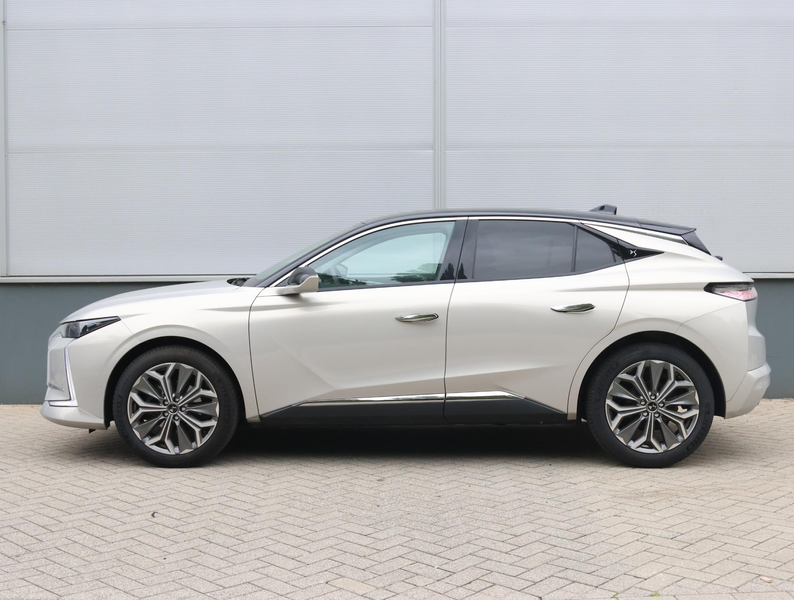 DS Automobiles DS 4 1.2 PureTech Bastille | LM Velgen 19"| Navigatie | — photo 2