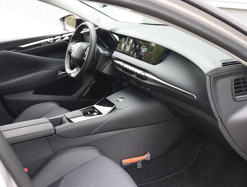 DS Automobiles DS 4 1.2 PureTech Bastille | LM Velgen 19"| Navigatie | — photo 9