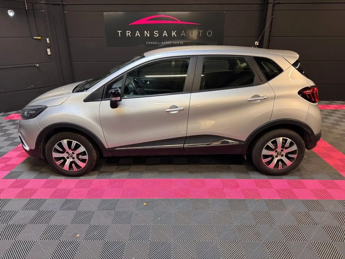 Renault Captur BUSINESS dCi 90cv E6C EDC Gris - 2