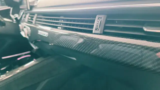 Audi RS4 view 25
