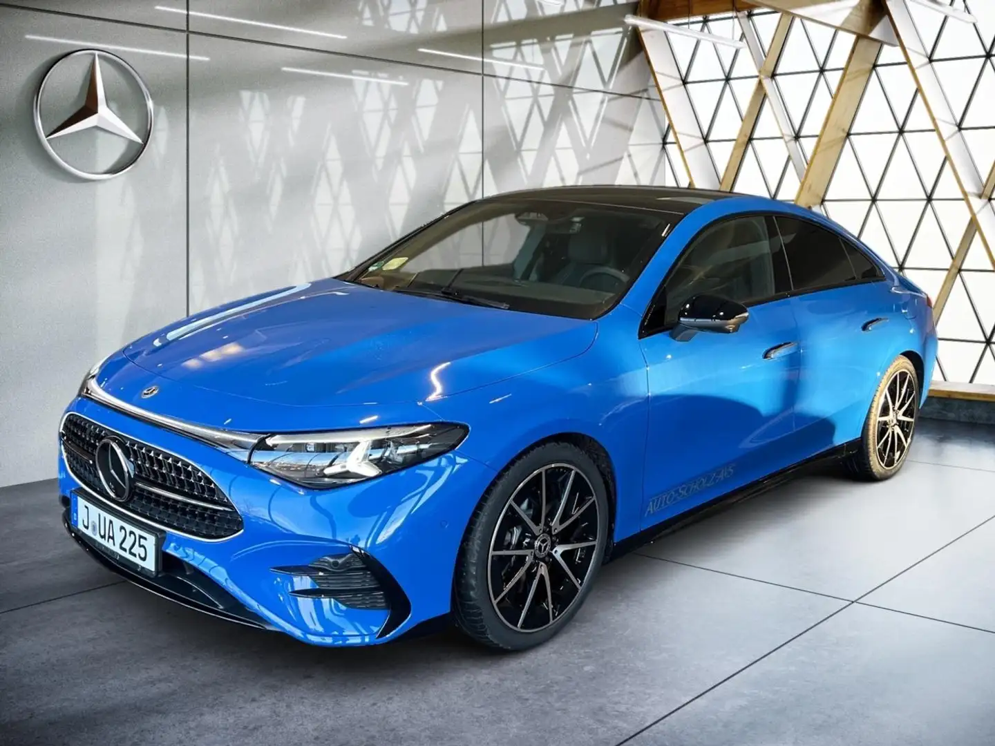 Mercedes-Benz CLA 200 4MATIC AMG Night*AHK*Burmester3D*WinterP Blau - 2