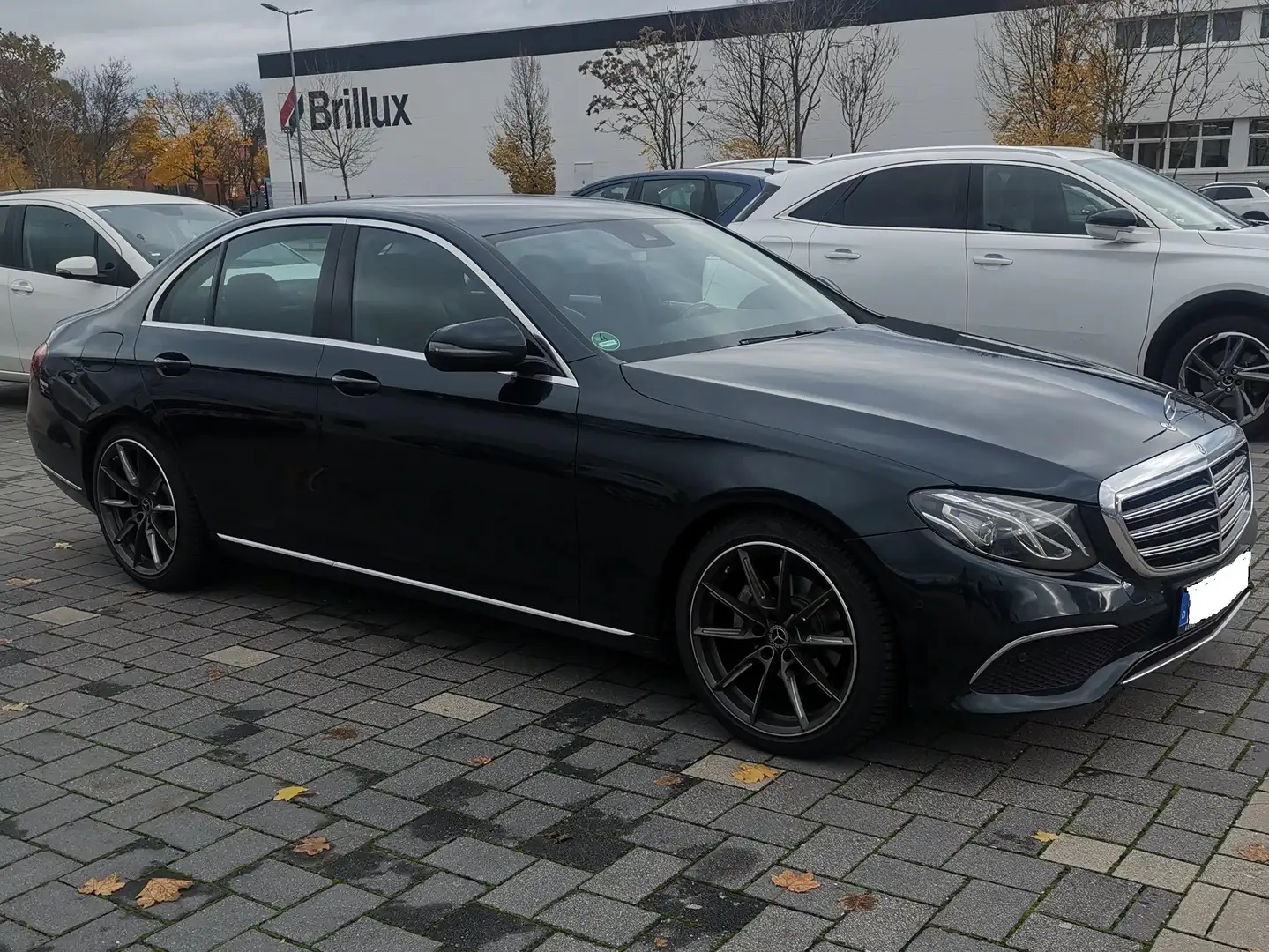 Mercedes-Benz E 200 E 200 9G-TRONIC Exclusive Grün - 1