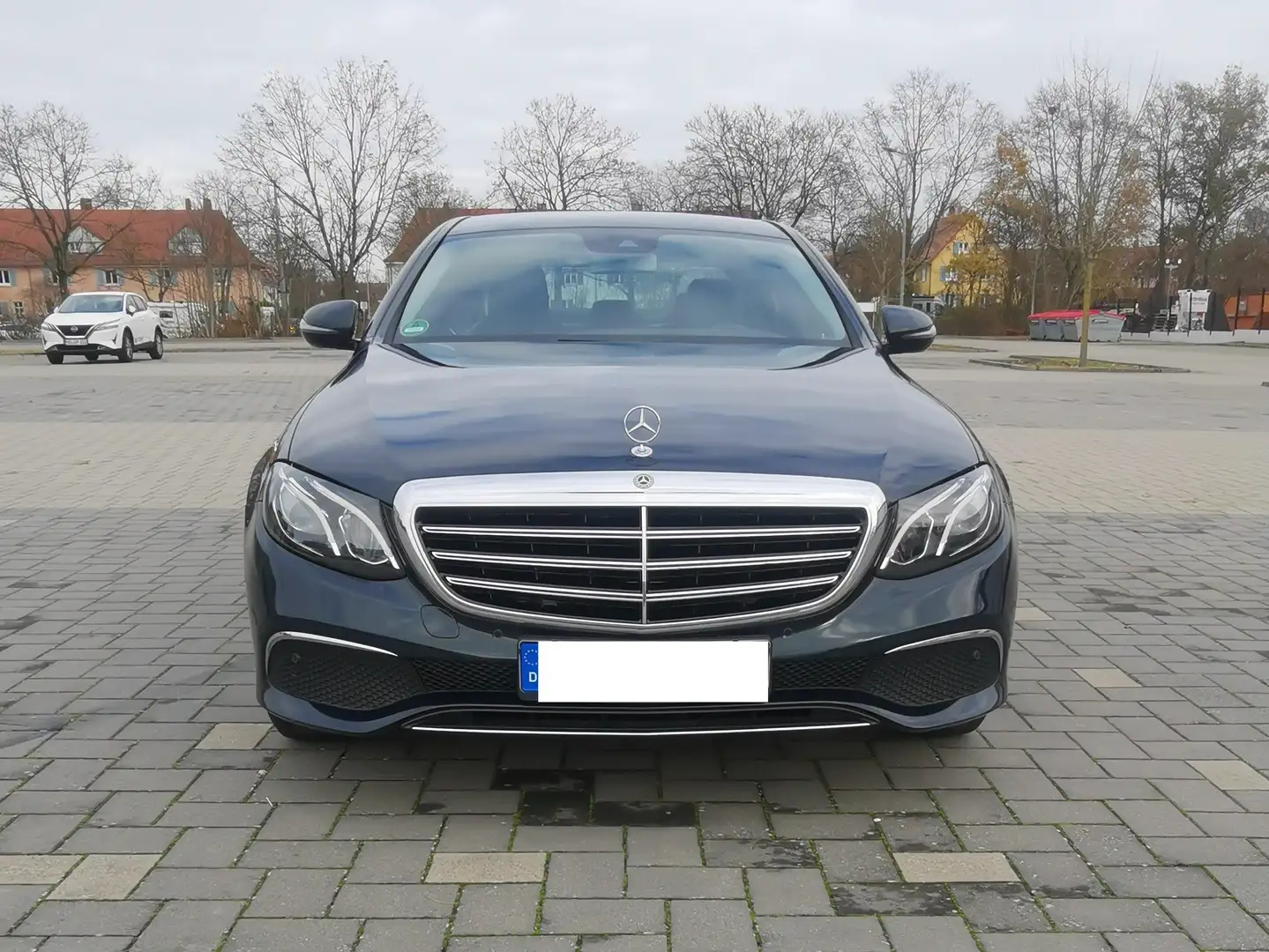 Mercedes-Benz E 200 E 200 9G-TRONIC Exclusive Grün - 2
