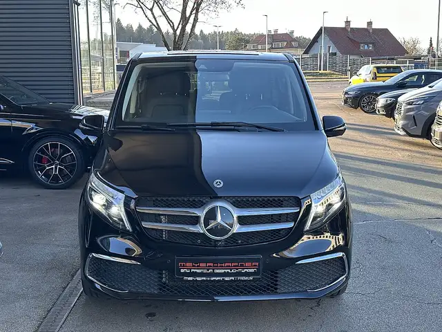 Mercedes-Benz V 300 d Kombi 4MATIC lang Avantgarde Aut. 360grad Kam... Ansicht 3