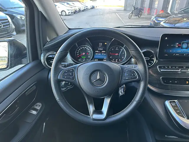 Mercedes-Benz V 300 d Kombi 4MATIC lang Avantgarde Aut. 360grad Kam... Ansicht 18