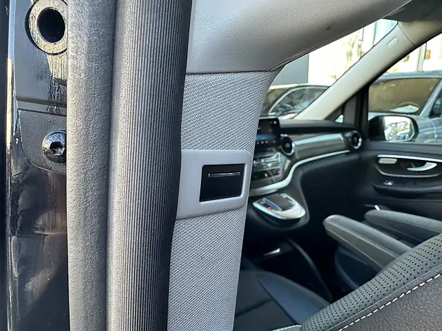 Mercedes-Benz V 300 d Kombi 4MATIC lang Avantgarde Aut. 360grad Kam... Ansicht 12