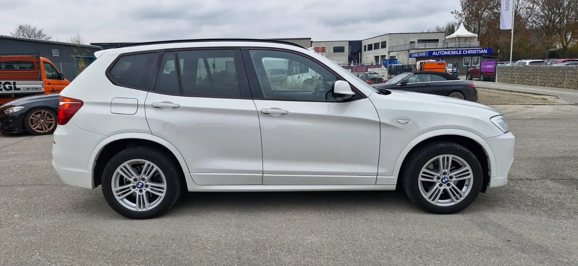 BMW X3 xDrive 20i M-Paket/HUD/Keyless/AHK Weiß - 2