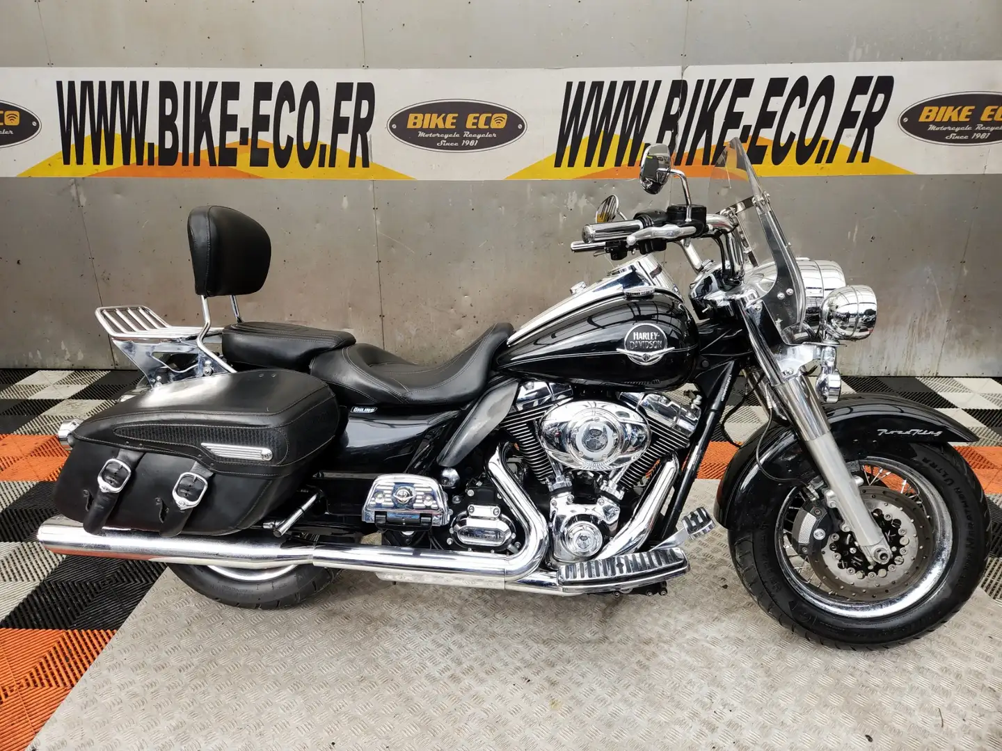 Harley-Davidson Road King Чёрный - 1