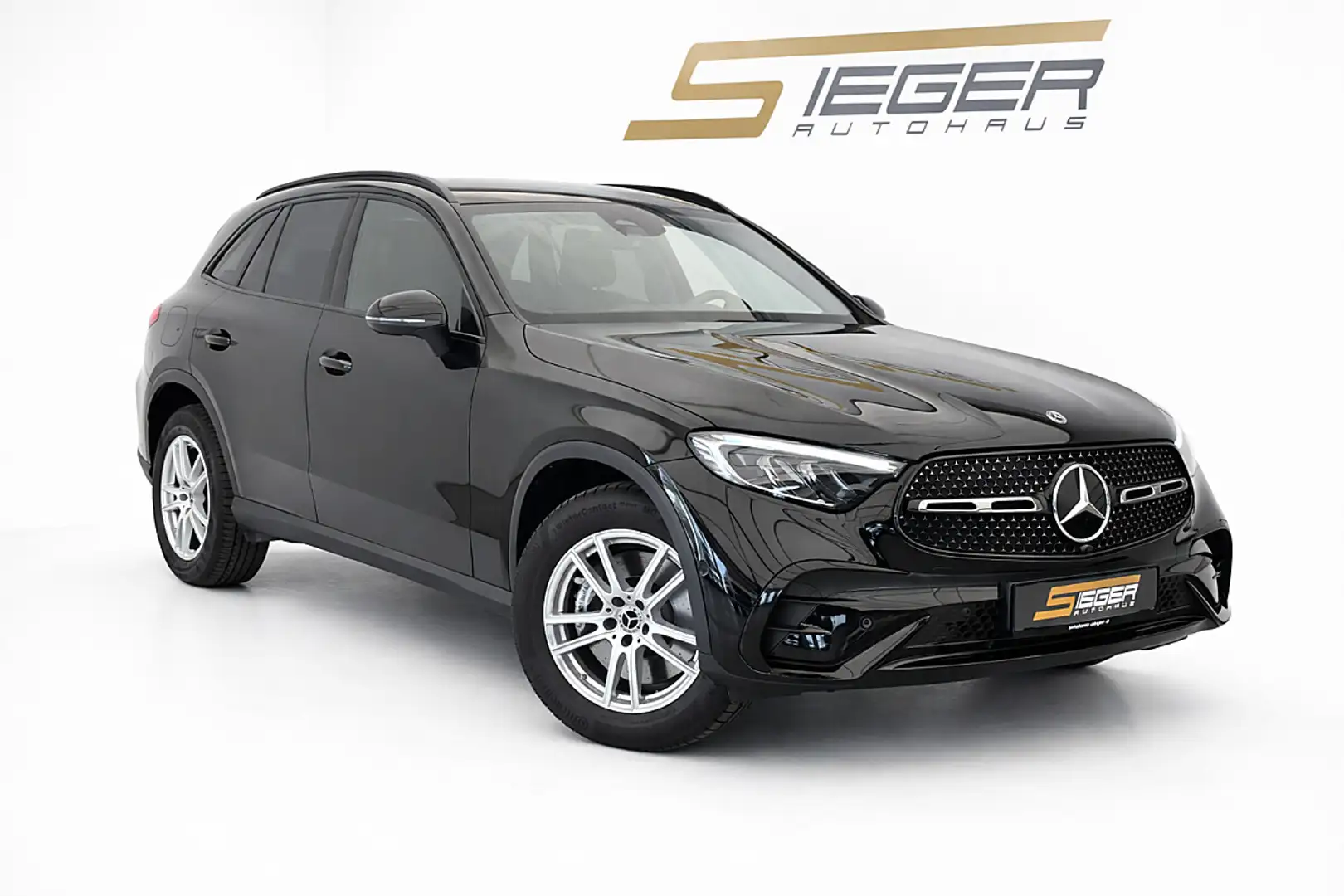 Mercedes-Benz GLC 200 4MATIC Aut. Schwarz - 1