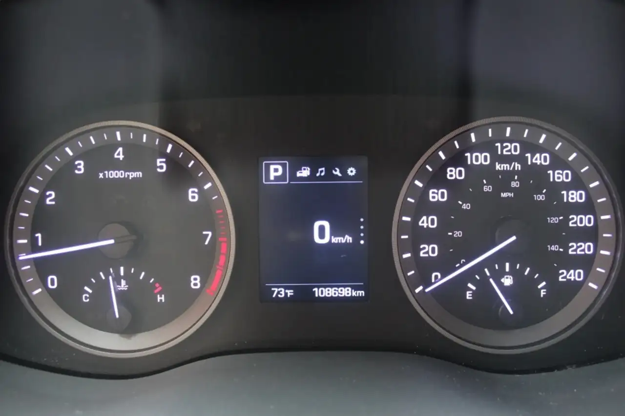Hyundai TUCSON снимка Hyundai TUCSON