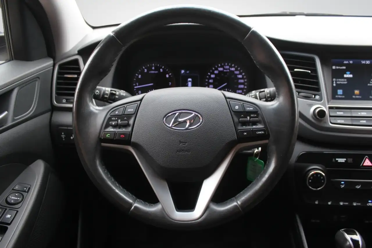 Hyundai TUCSON снимка Hyundai TUCSON