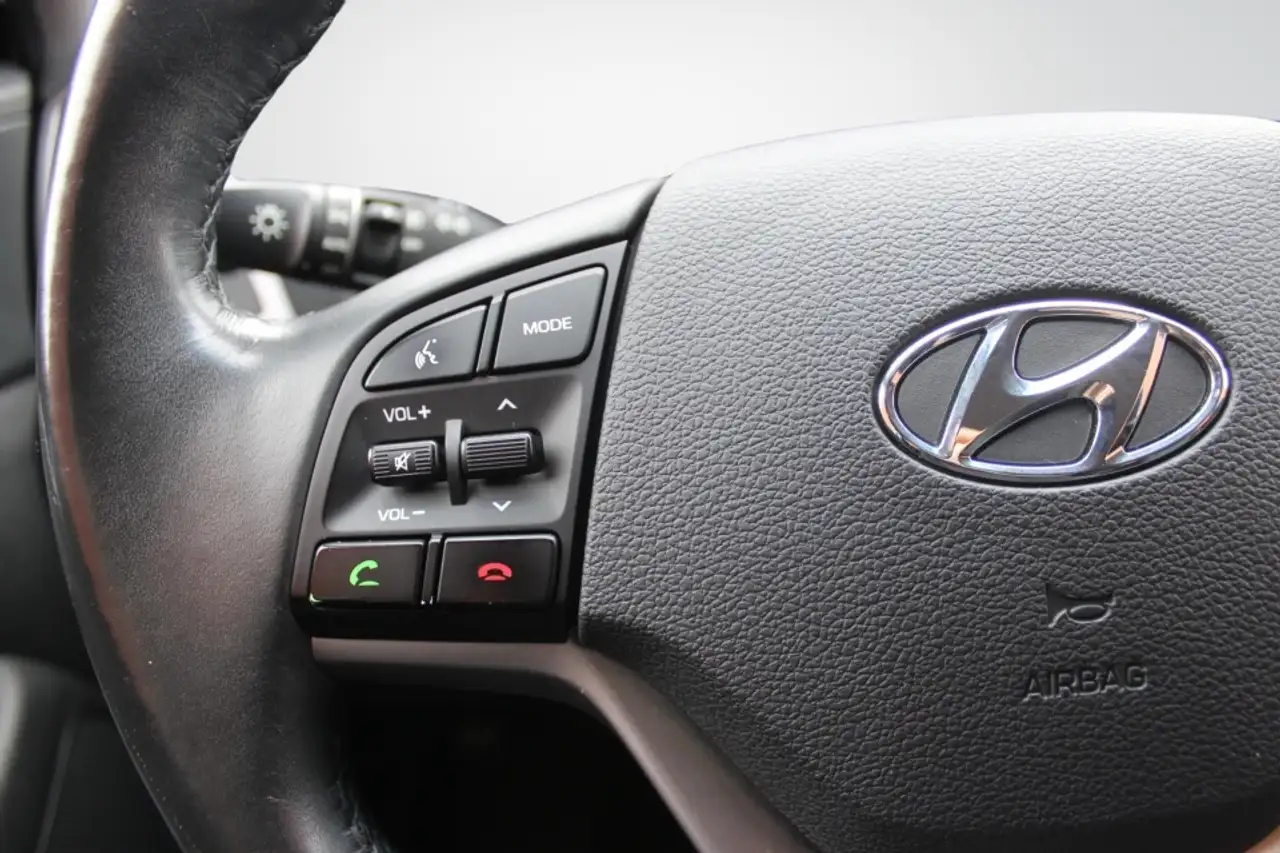Hyundai TUCSON снимка Hyundai TUCSON