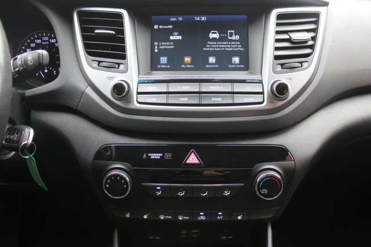 Hyundai TUCSON снимка Hyundai TUCSON