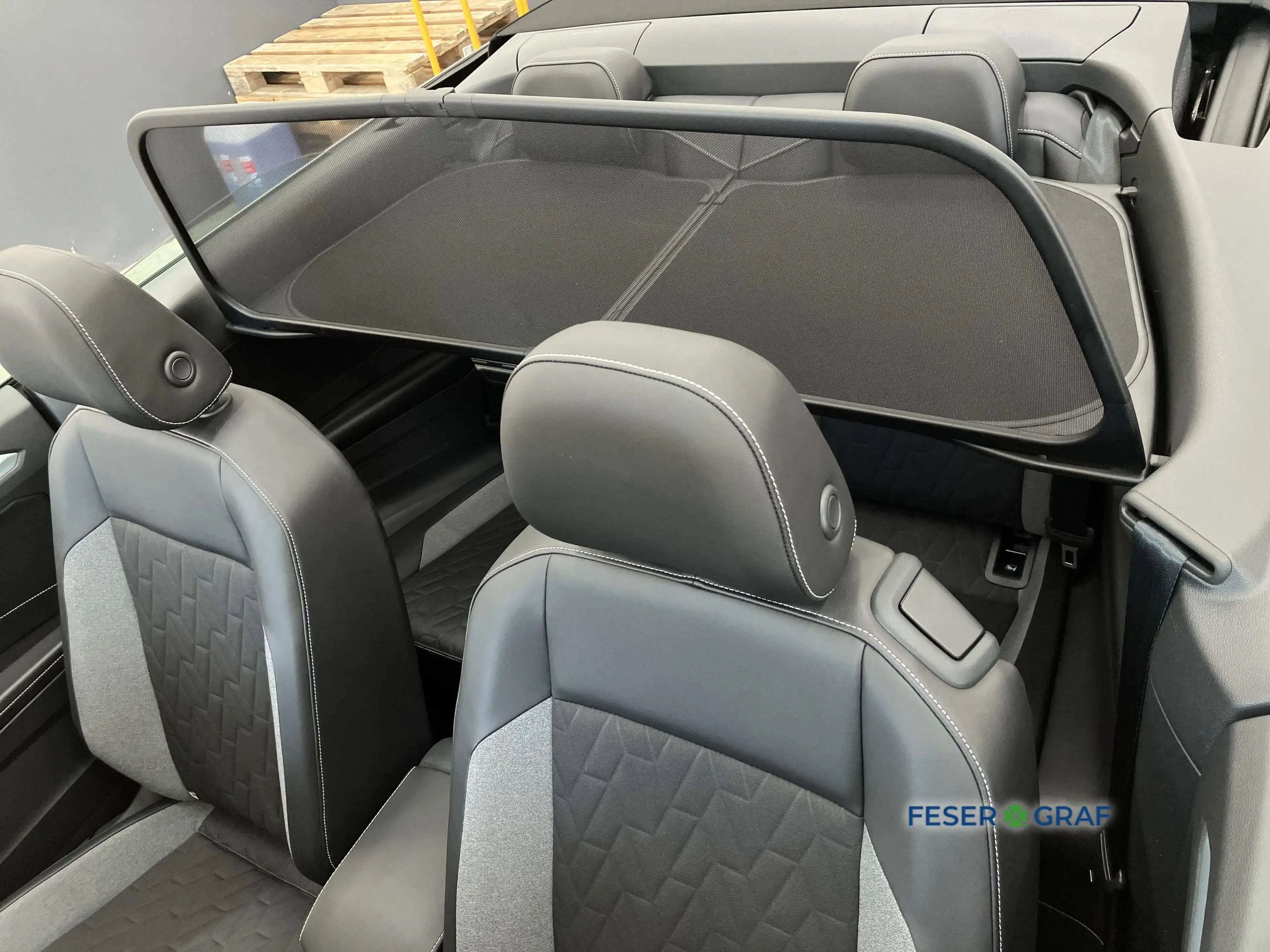 Volkswagen T-Roc Cabriolet ENERGY 1.5 TSI DSG AHK RFK SHZ — photo 9