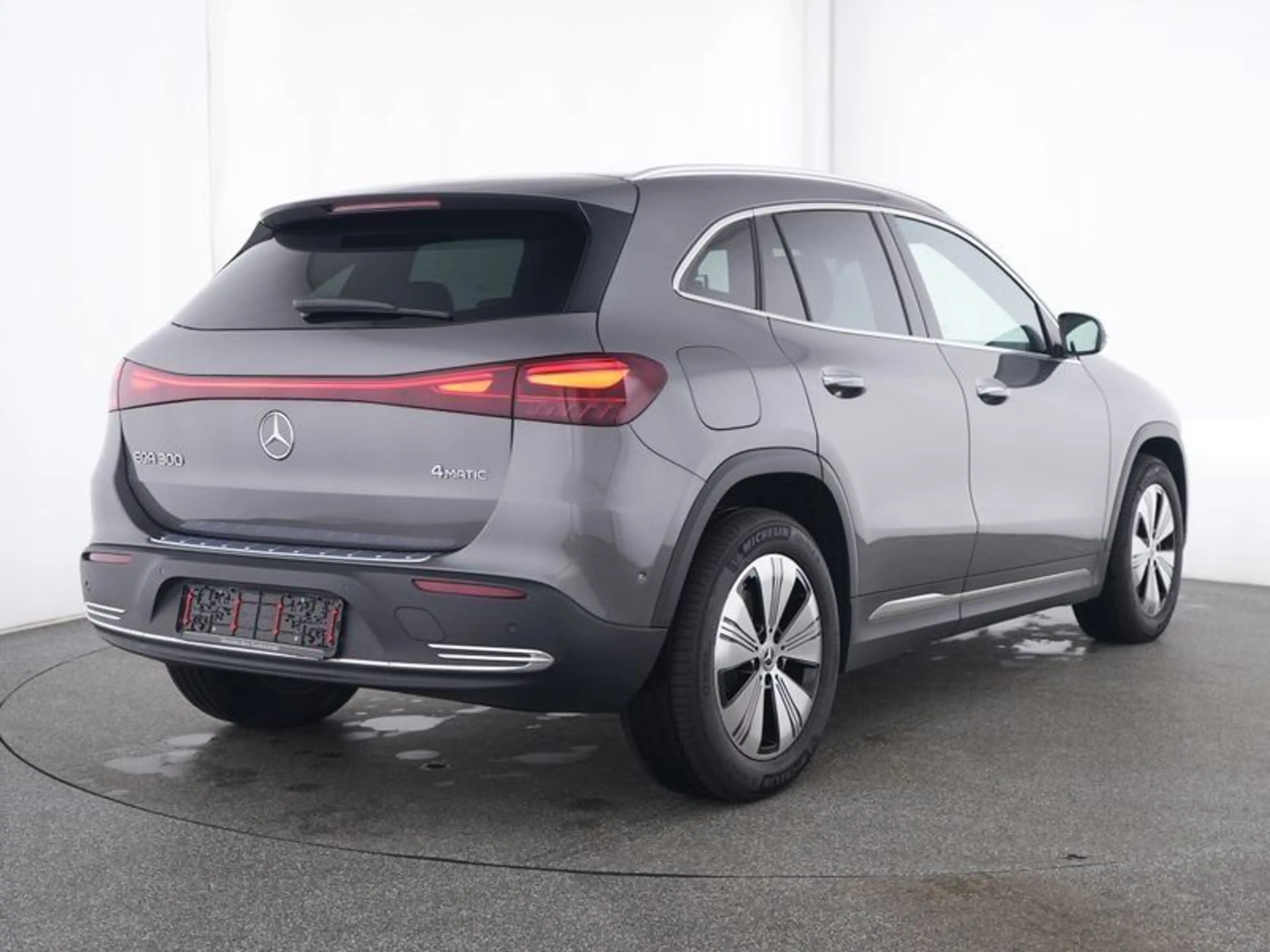 Mercedes-Benz EQA 300 4M PROGRESSIVE ADV PLUS+AHK+BEIGE+BONUS+ — photo 2