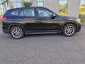 BMW X1 sDrive 18 d Advantage Schwarz - thumbnail 3