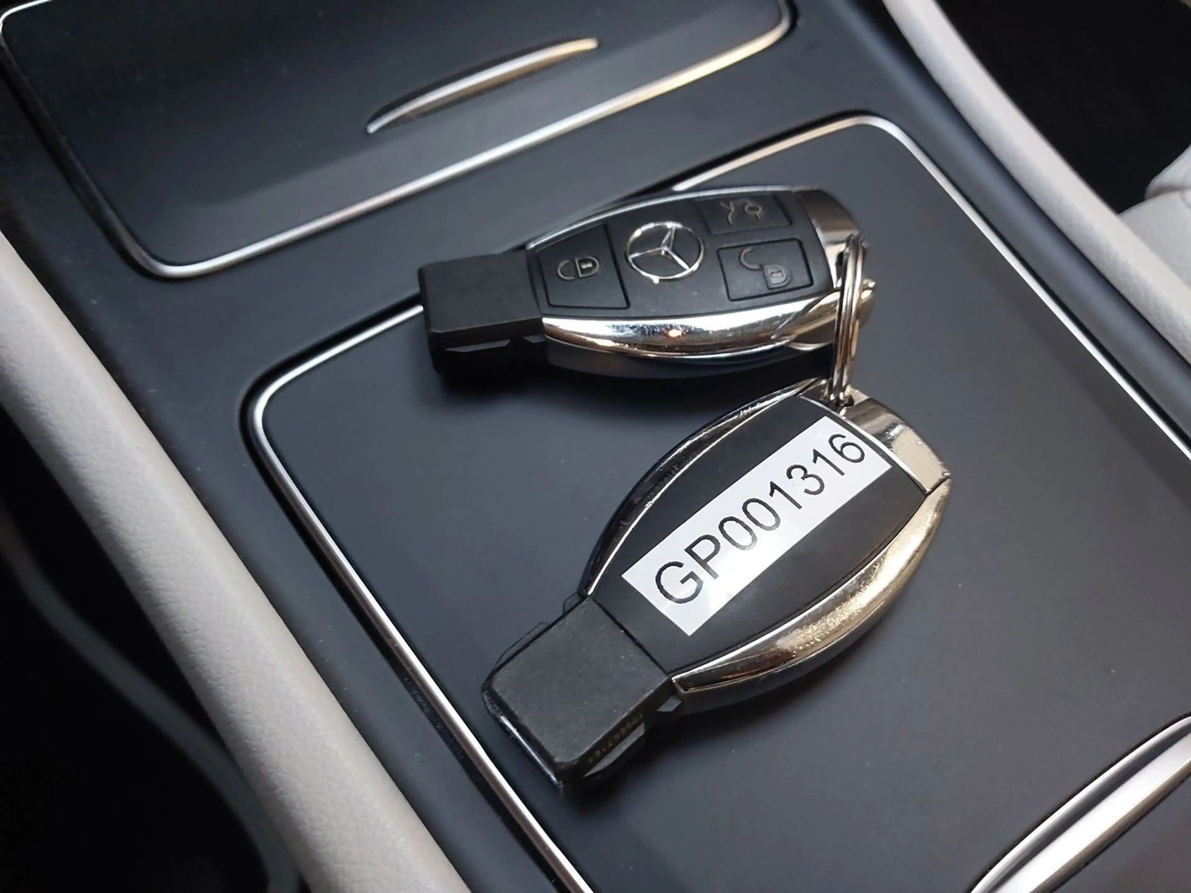 Mercedes-Benz GLA 220 4Matic Urban *LED*Navi*Kamera*Tempomat* — photo 15