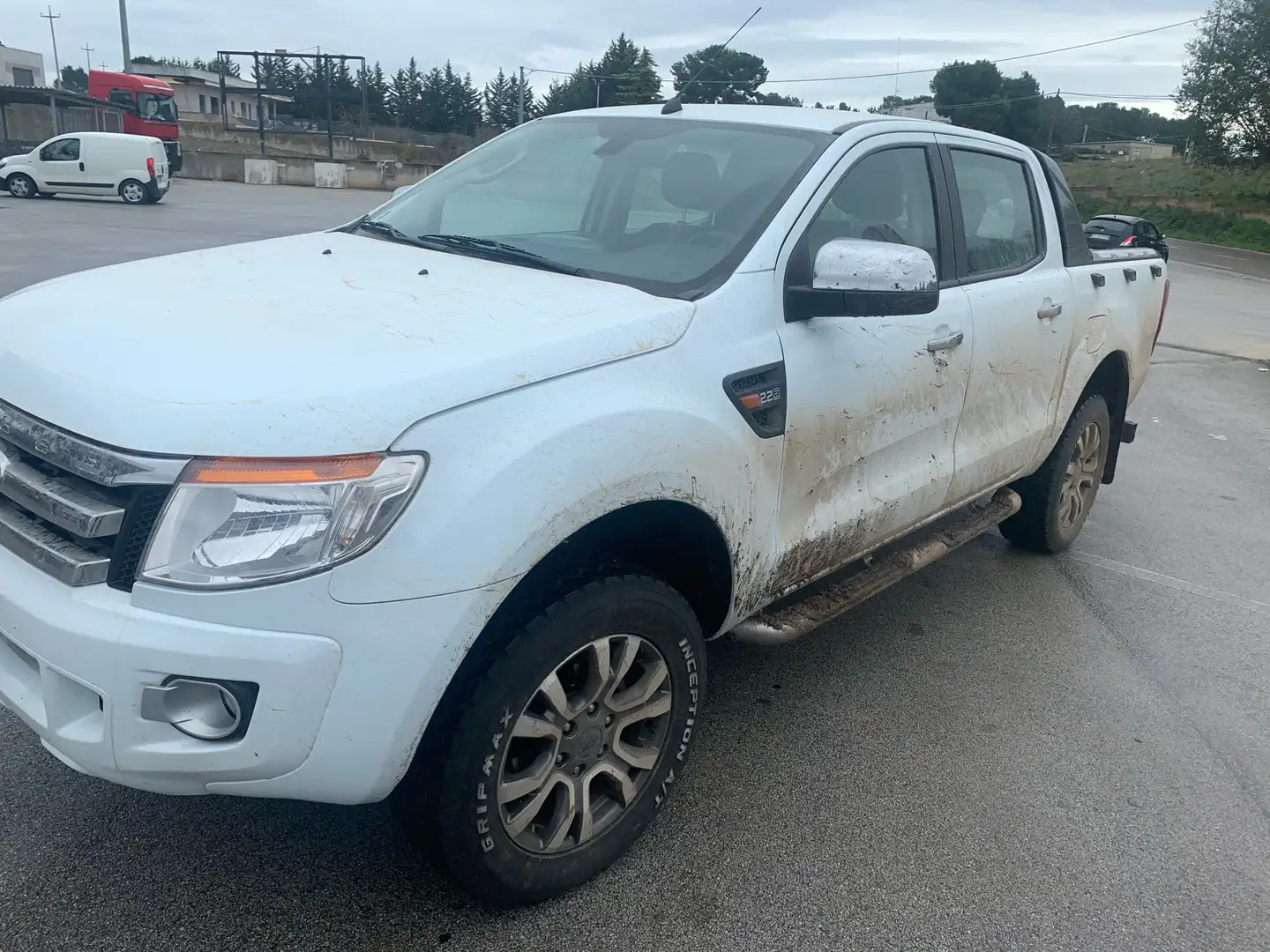 Ford Ranger MOTORE NUOVO KM 0!!!!! 2.2 tdci double cab XLT !!! - 2