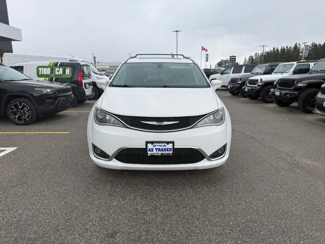 Chrysler Pacifica снимка Chrysler Pacifica