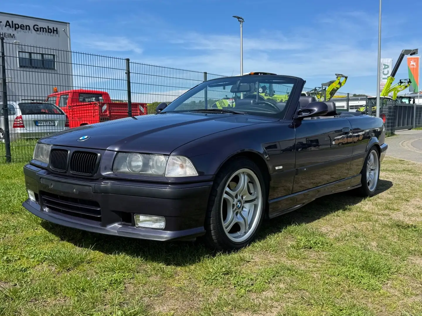 BMW 320 I Cabrio M Paket ab Werk Rouge - 2