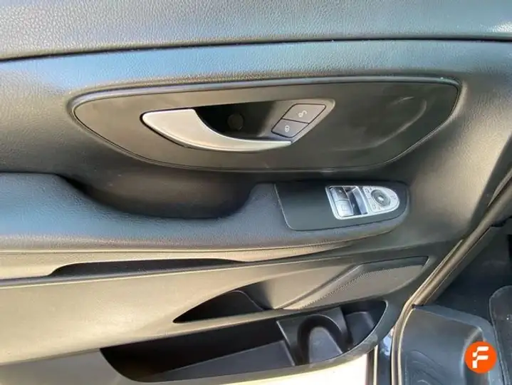 Mercedes-Benz Clase V V 220d Extralargo Avantgarde 2021, foto 19