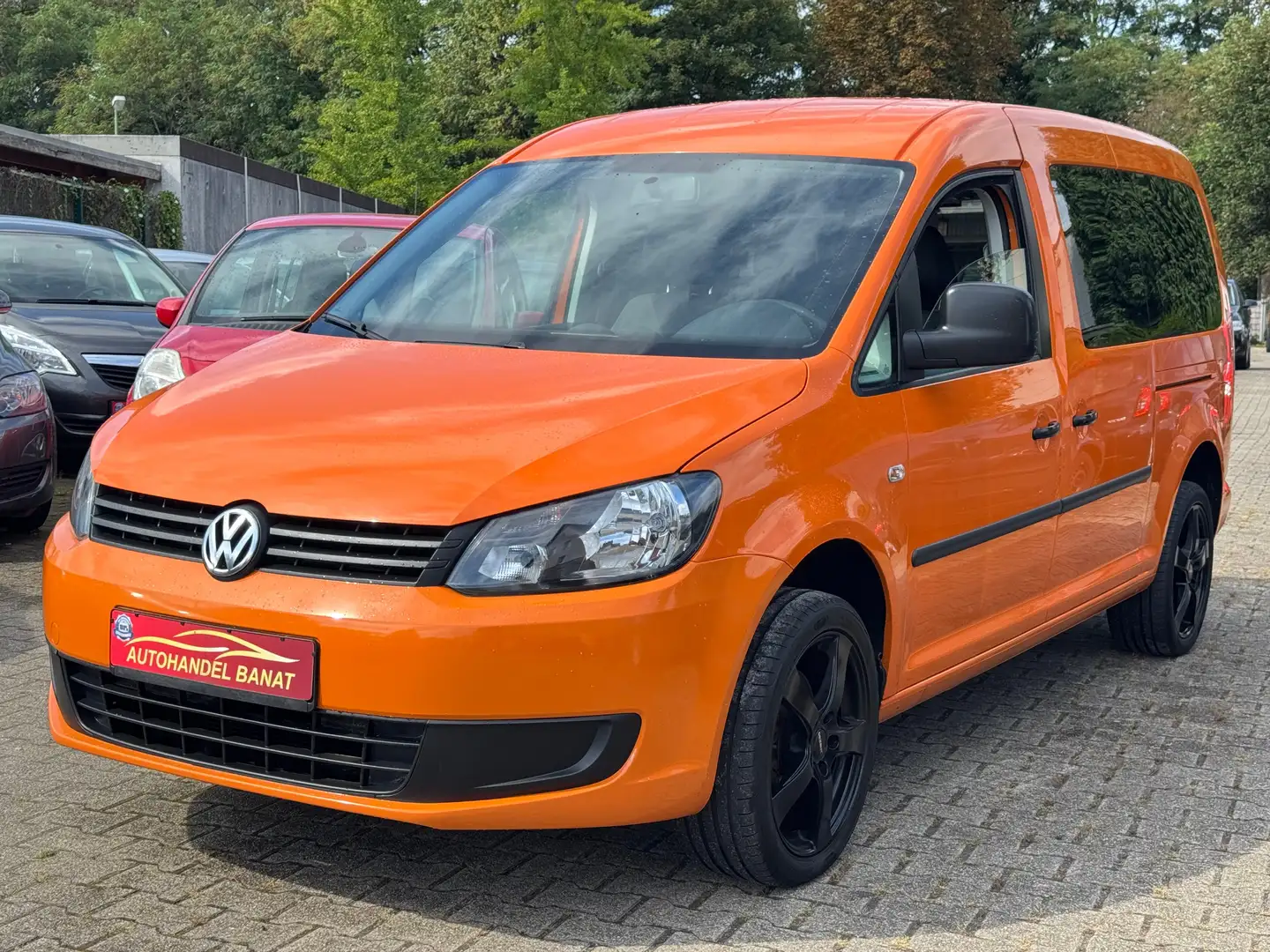 Volkswagen Caddy Maxi Kombi 4 Motion ALLRAD GEPFLEGT SERVICE NEU Orange - 1