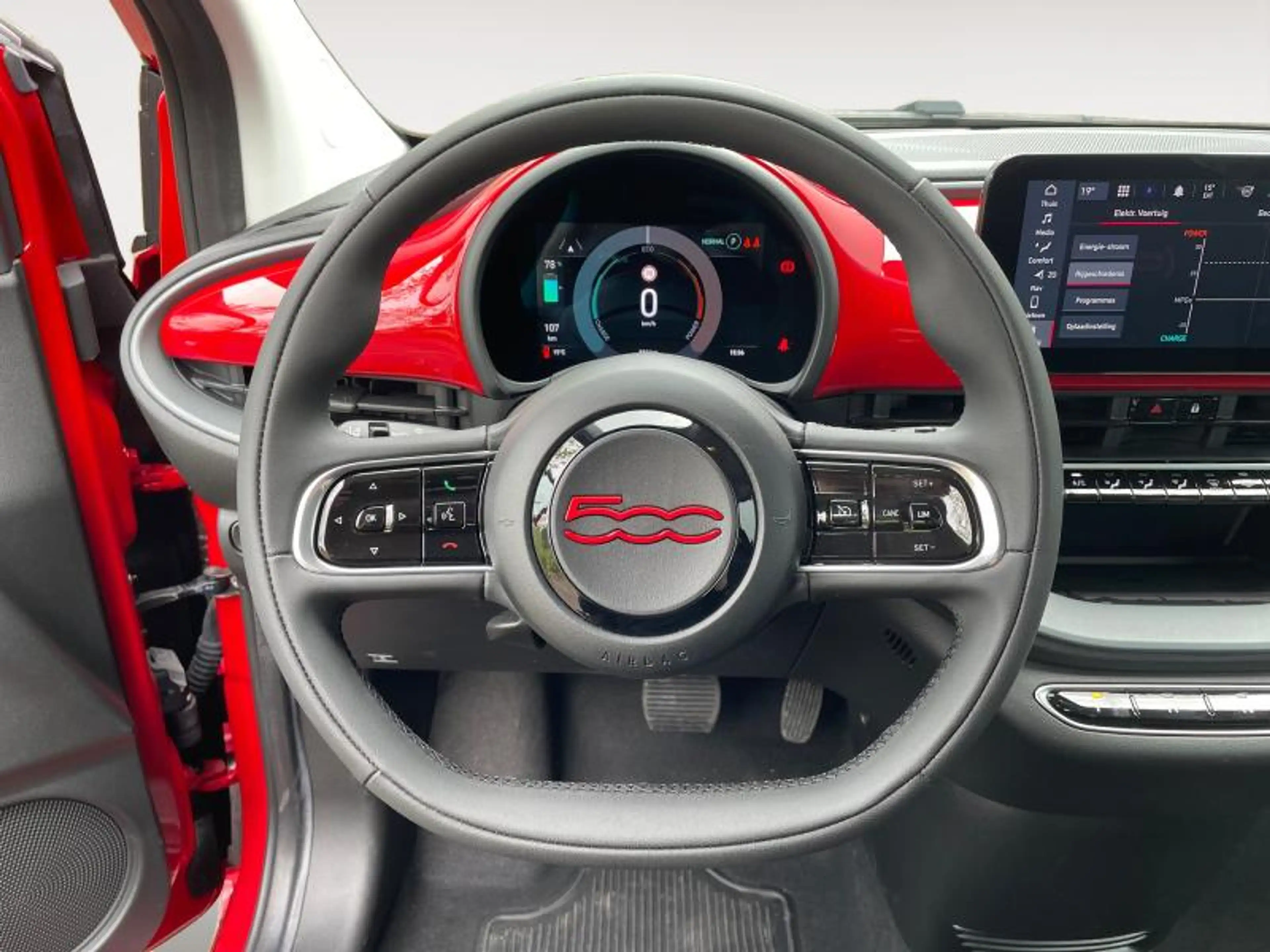 Fiat 500e BEV — photo 14