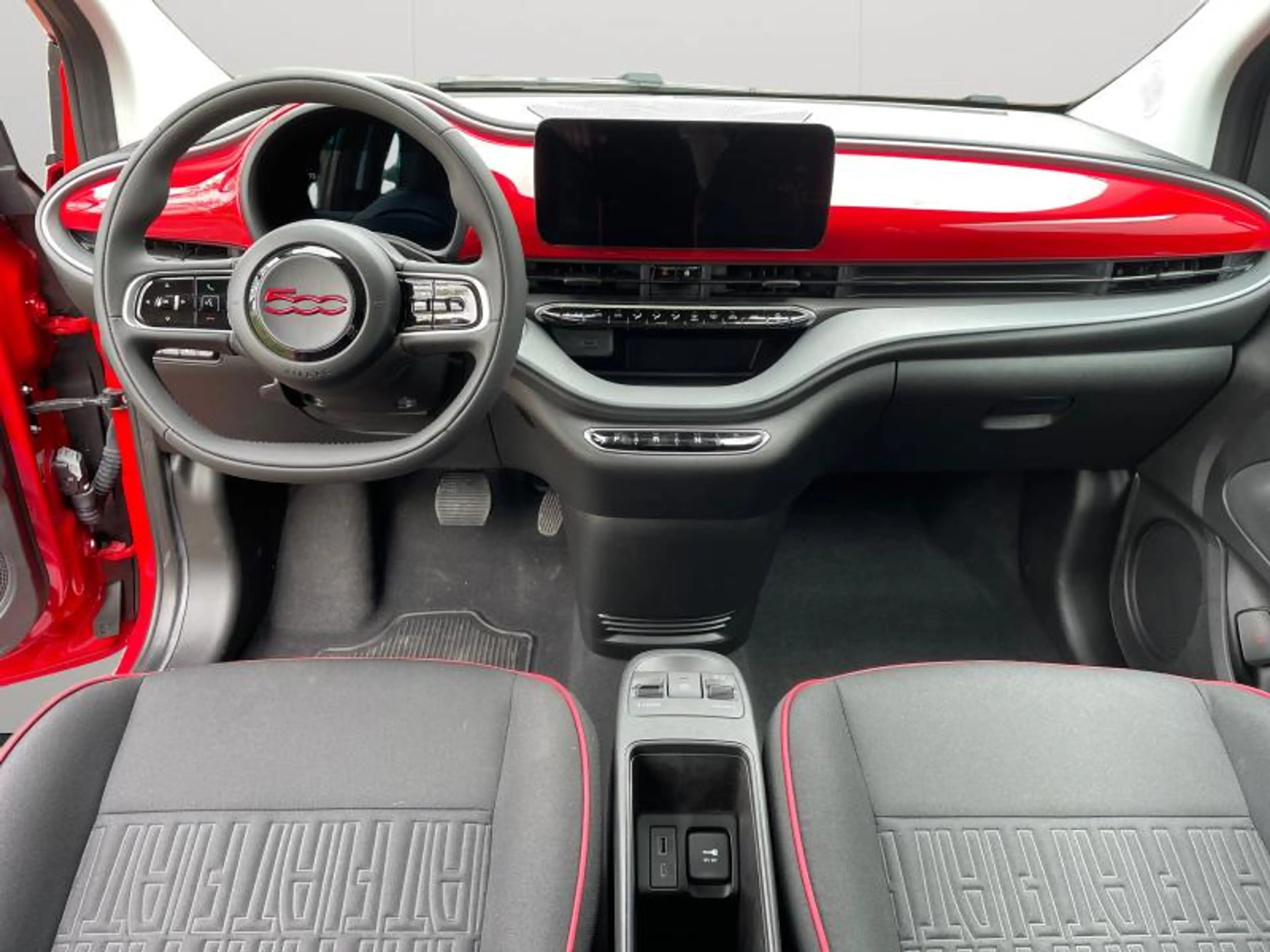 Fiat 500e BEV — photo 3