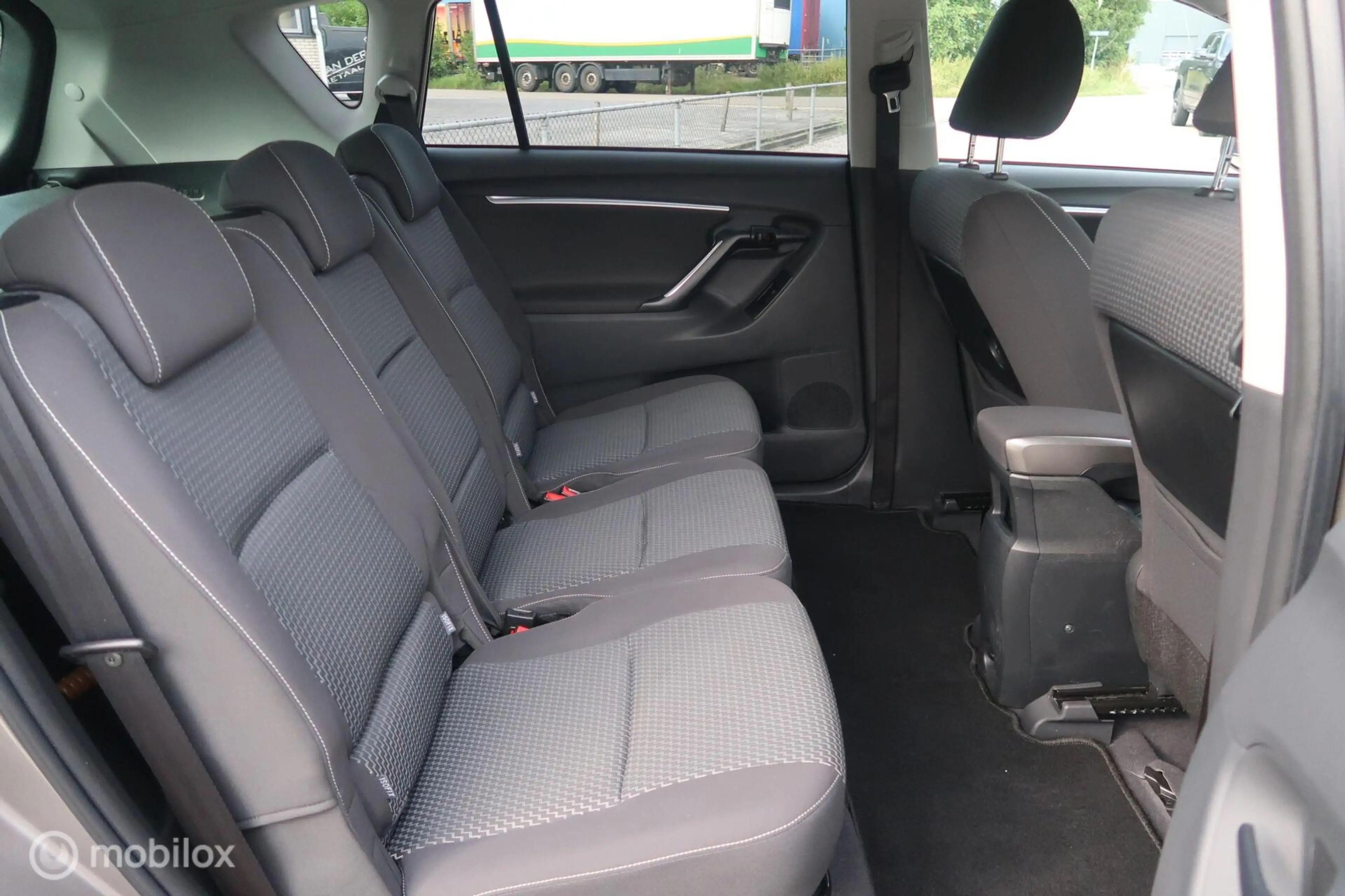 Toyota Verso 1.6 VVT-i Business Top 5 editie — photo 12