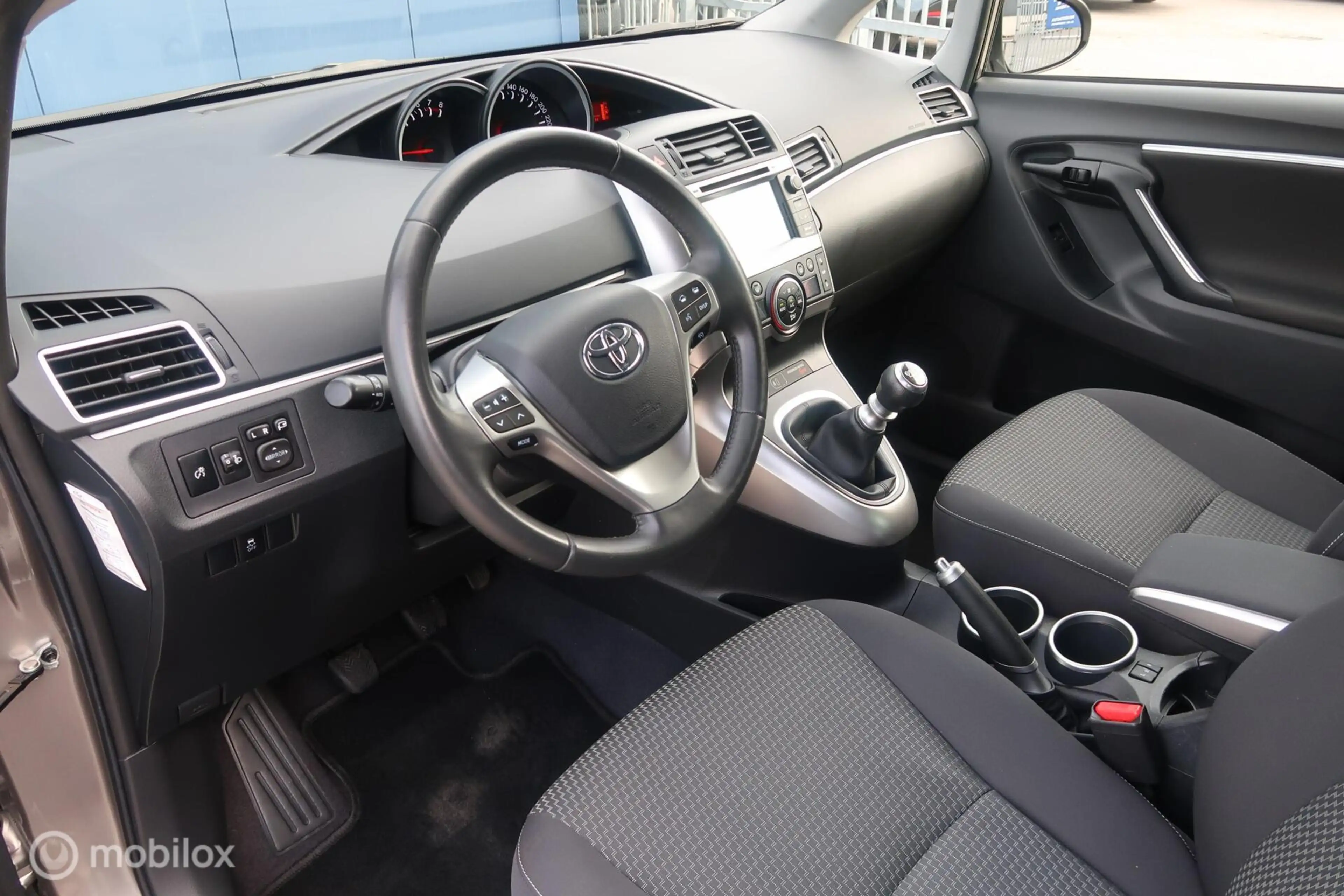 Toyota Verso 1.6 VVT-i Business Top 5 editie — photo 9