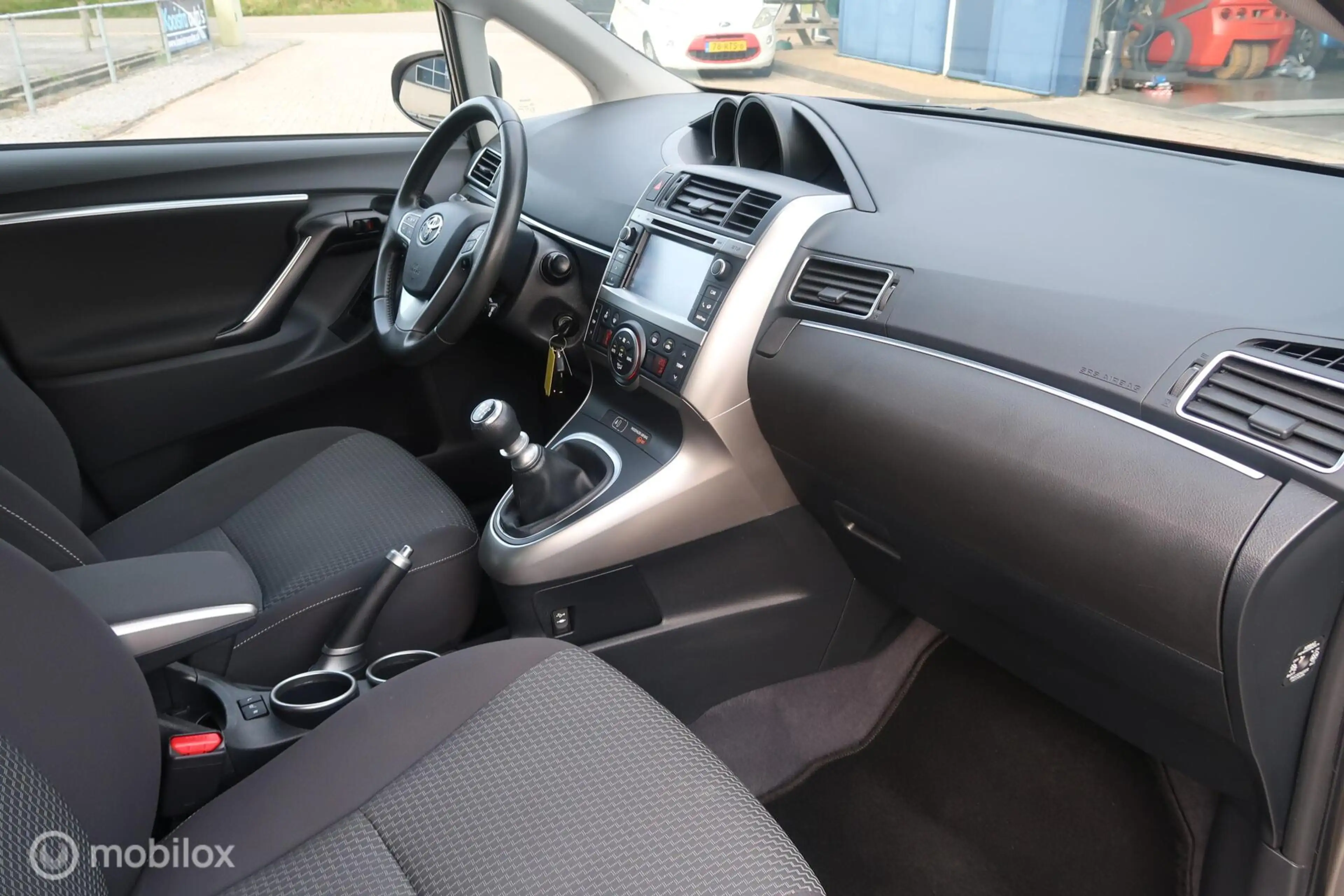 Toyota Verso 1.6 VVT-i Business Top 5 editie — photo 10