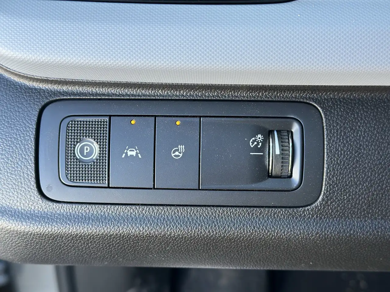 Chevrolet Bolt снимка Chevrolet Bolt